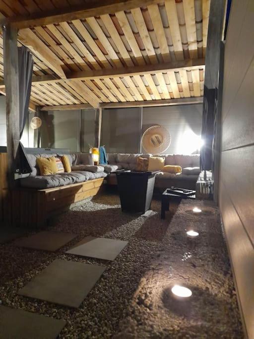 L'Antre Deux Pierres, Romantisme, Jacuzzi Exterieur, Plateau Dinatoire Bouyon Bagian luar foto